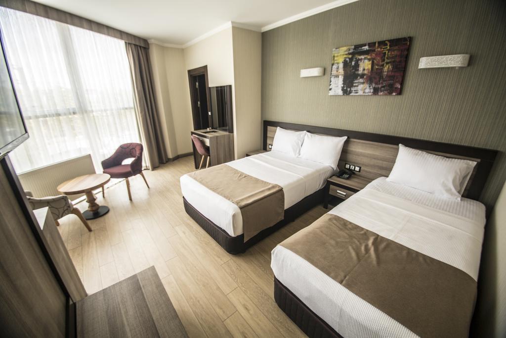 The Corner Hotel Sincan Esterno foto