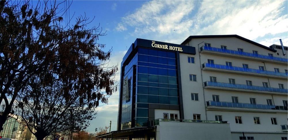 The Corner Hotel Sincan Esterno foto