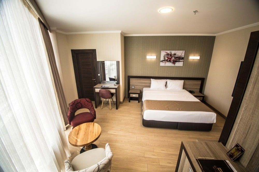 The Corner Hotel Sincan Esterno foto
